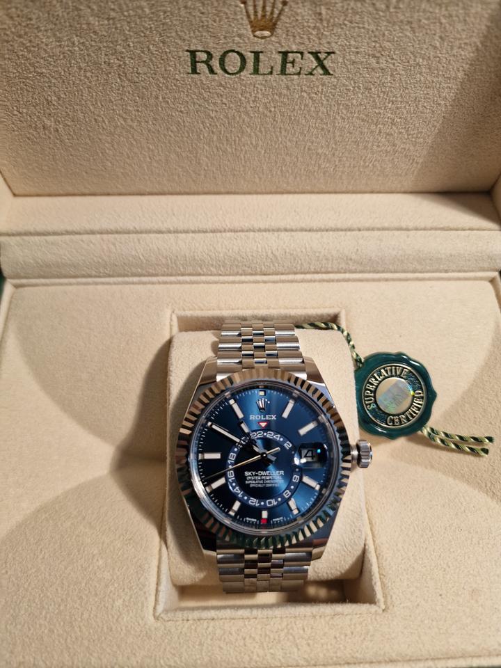 Rolex Sky-Dweller 326934 – Blue Dial