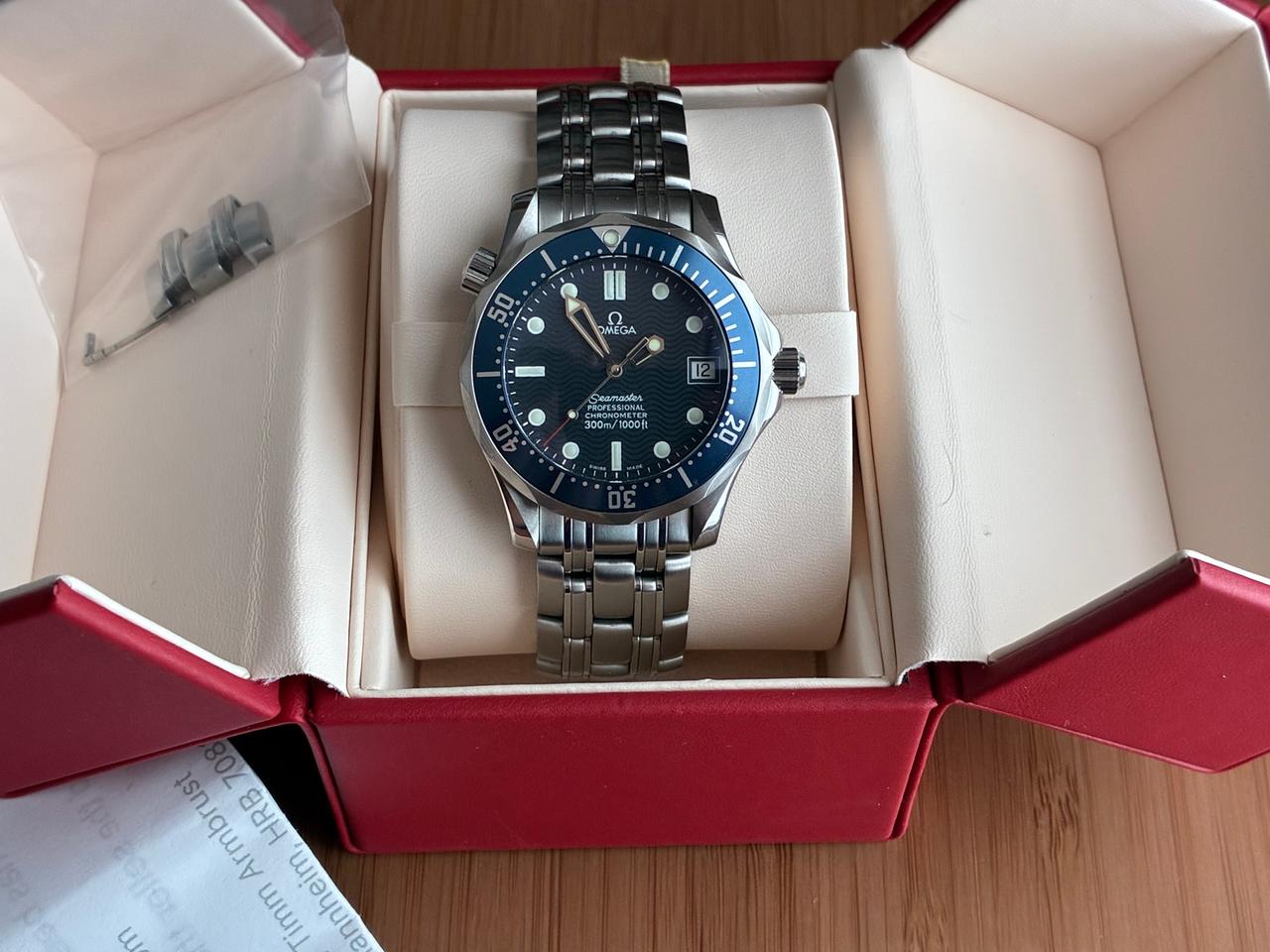 Omega Seamaster Diver 300M 2551.80.00 – Blue Dial