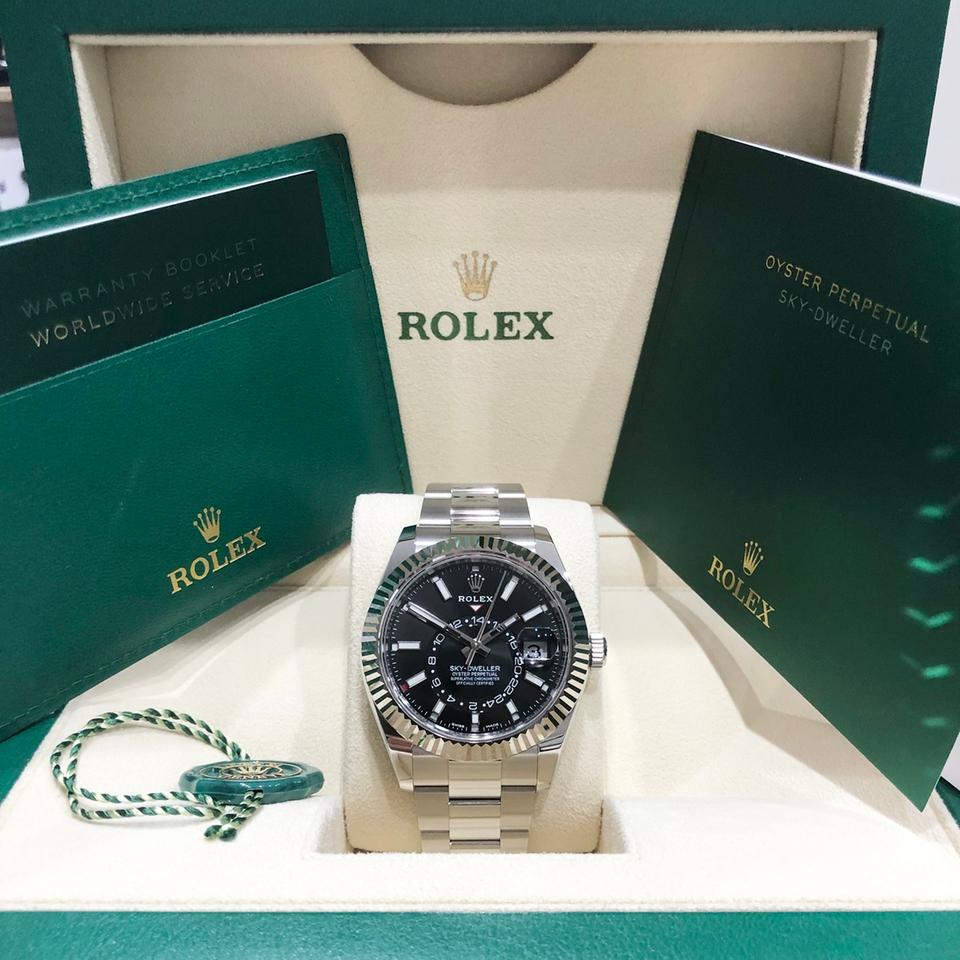 Rolex Sky-Dweller 326934 – Black Dial