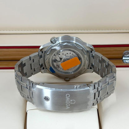 Omega Seamaster Diver 300M 210.30.42.20.10.001 – Green Dial