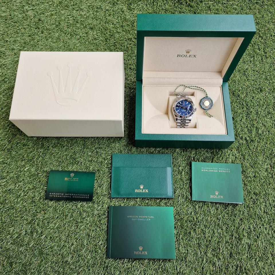 Rolex Sky-Dweller 326934 – Blue Dial