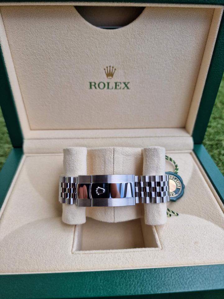 Rolex Sky-Dweller 326934 – Blue Dial