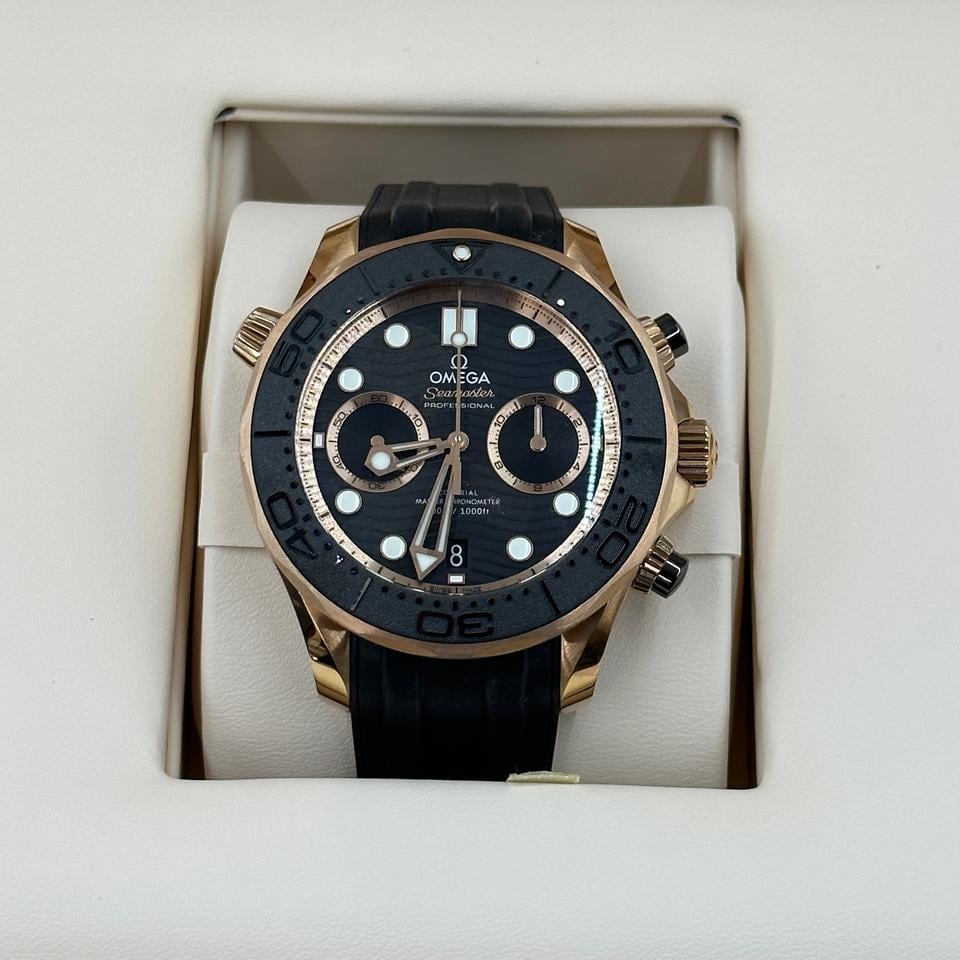 Omega Seamaster Diver 300M Master Chronometer Chronograph 210.62.44.51.01.001 – Black Dial