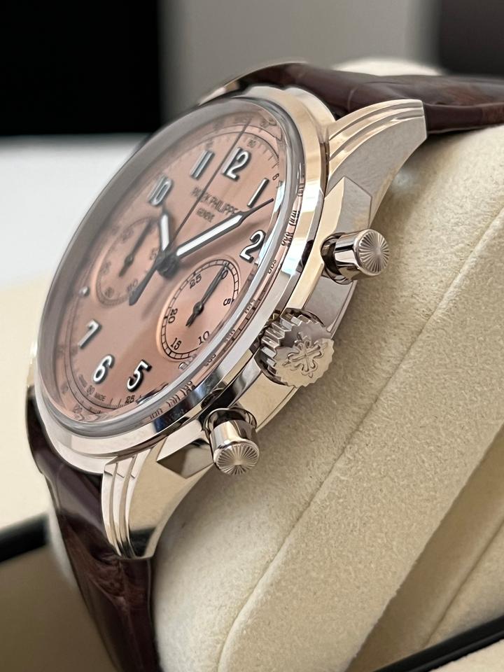 Patek Philippe Complications Chronograph 5172G-010 – Salmon Dial