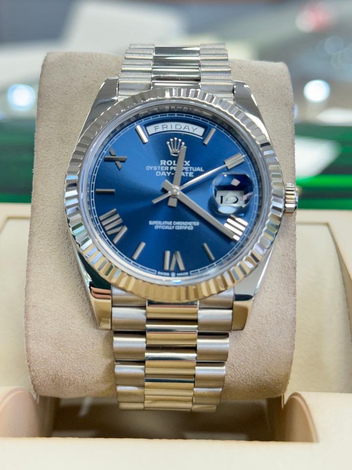 Rolex Day-Date 40 228239 – Factory Blue Roman Dial