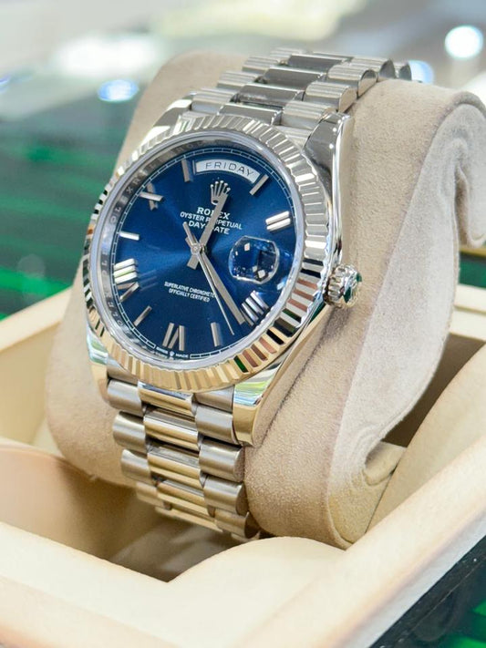 Rolex Day-Date 40 228239 – Factory Blue Roman Dial