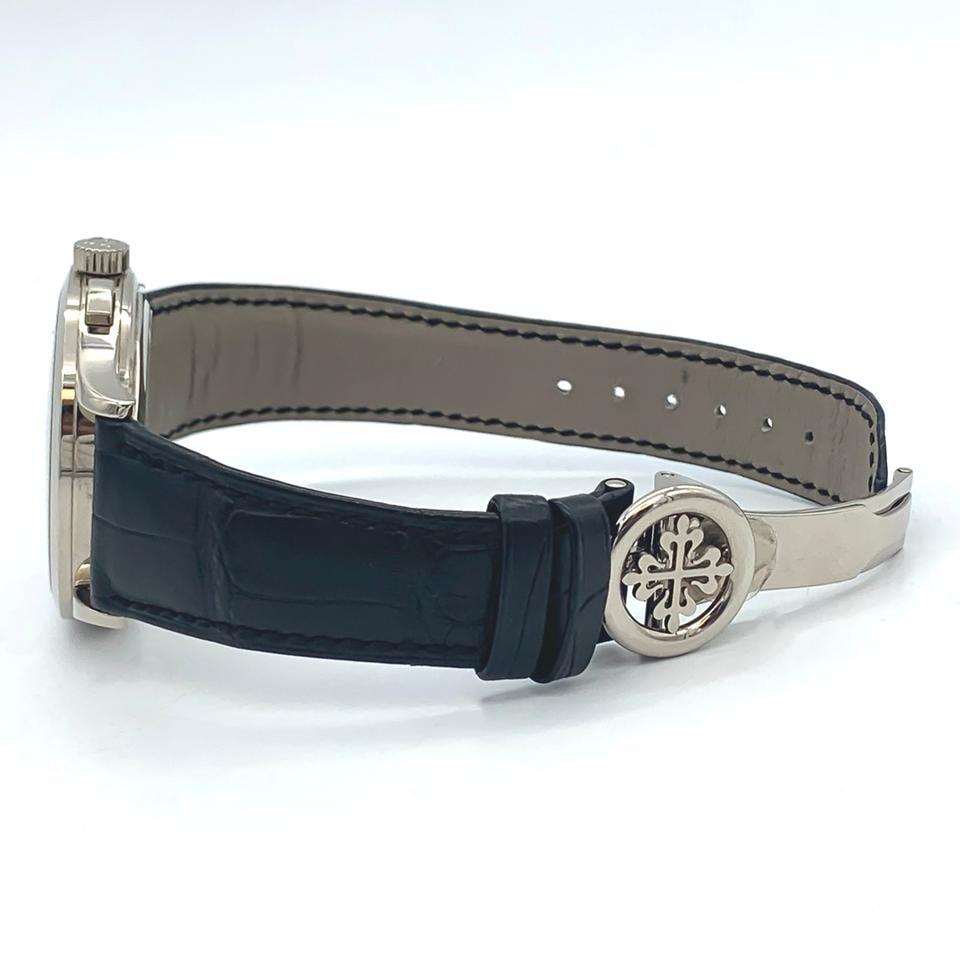 Patek Philippe Chronograph 5170G-010 – Black Dial