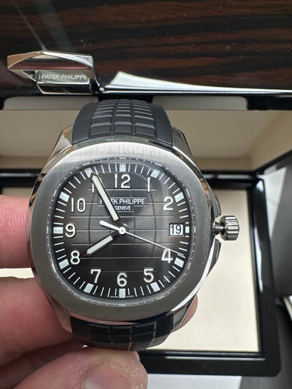 Patek Philippe Aquanaut 5167A – Grey Dial
