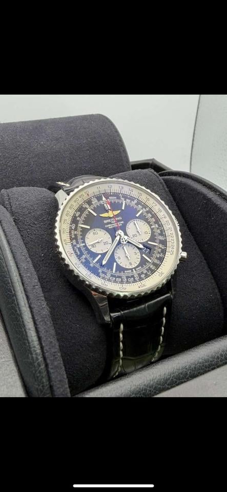 Breitling Navitimer 01 AB012721/BD09 – Black Dial