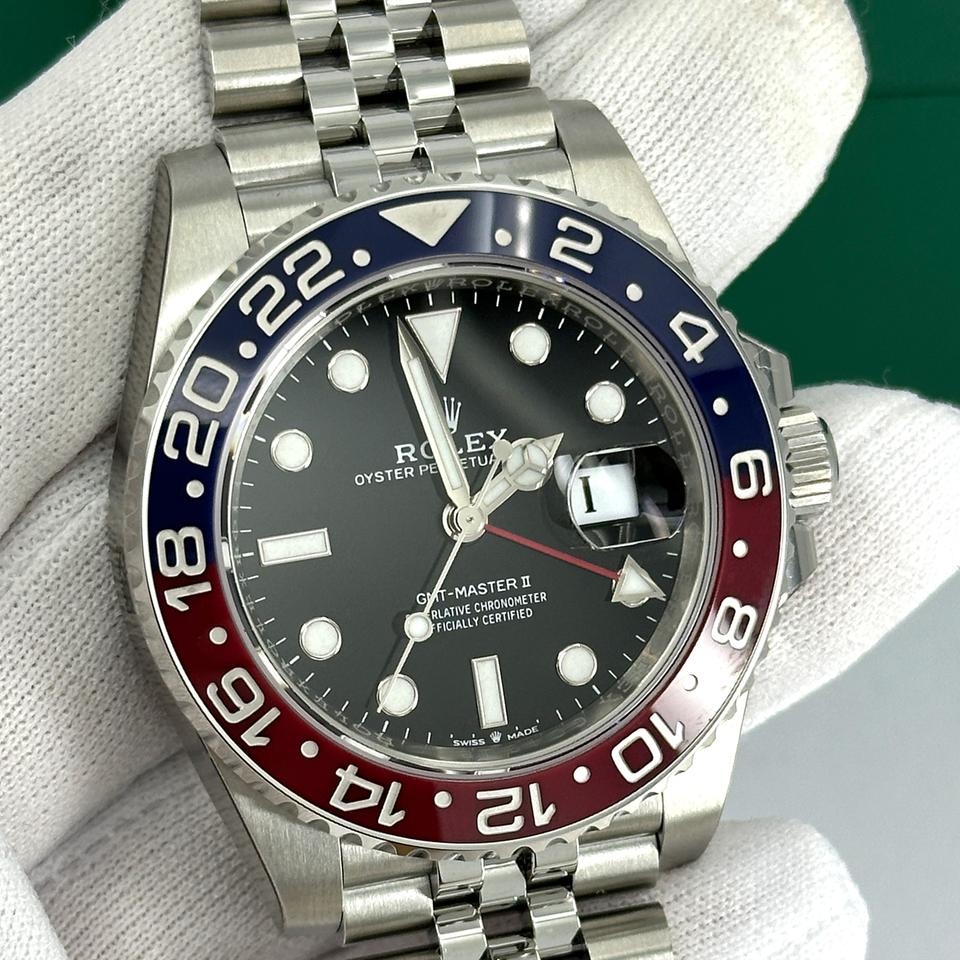 Rolex GMT-Master II 126710BLRO – Pepsi Dial