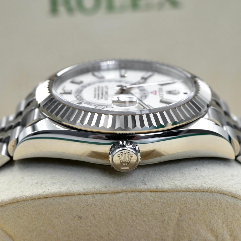 Rolex Sky-Dweller 326934 – White Dial