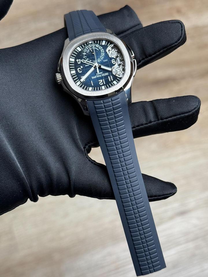 Patek Philippe Aquanaut Travel Time Advanced Research 5650G-001 – Blue Dial