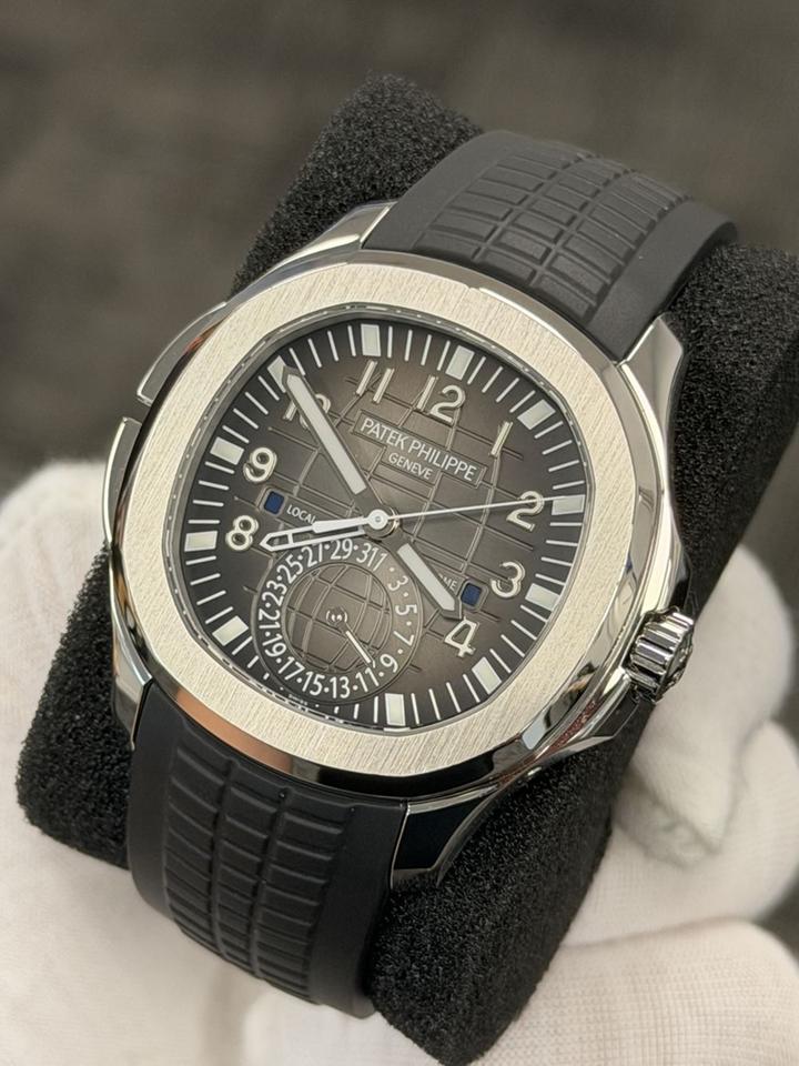 Patek Philippe Aquanaut Travel Time 5164A-001 – Black Dial