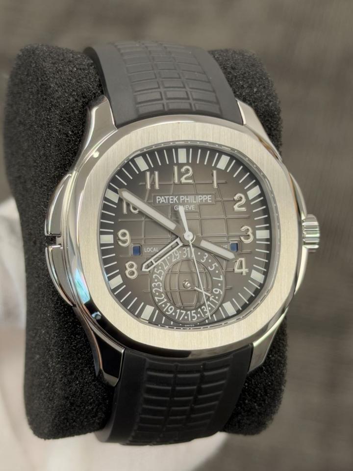 Patek Philippe Aquanaut Travel Time 5164A-001 – Black Dial