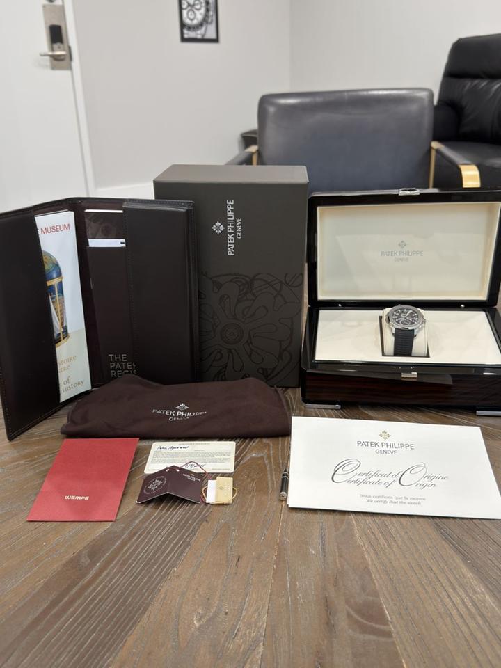 Patek Philippe Aquanaut Travel Time 5164A-001 – Black Dial