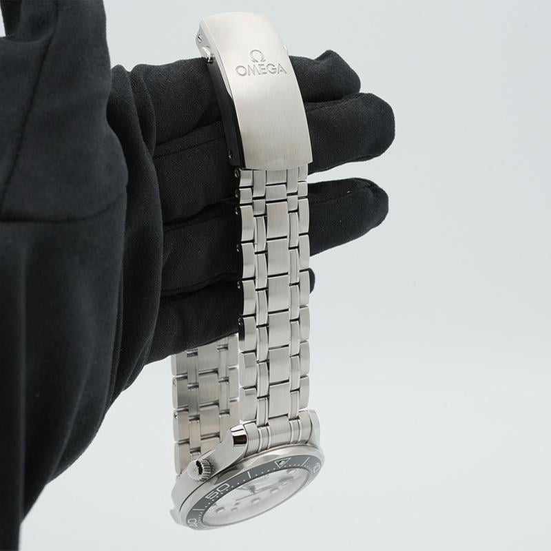 Omega Seamaster Diver 300M 210.30.42.20.04.001 – White Dial