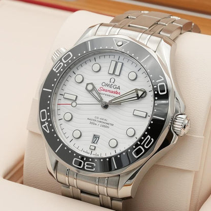 Omega Seamaster Diver 300M 210.30.42.20.04.001 – White Dial