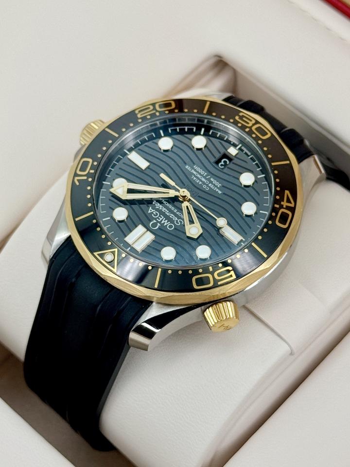 Omega Seamaster Diver 300M 210.22.42.20.01.001 – Black Dial