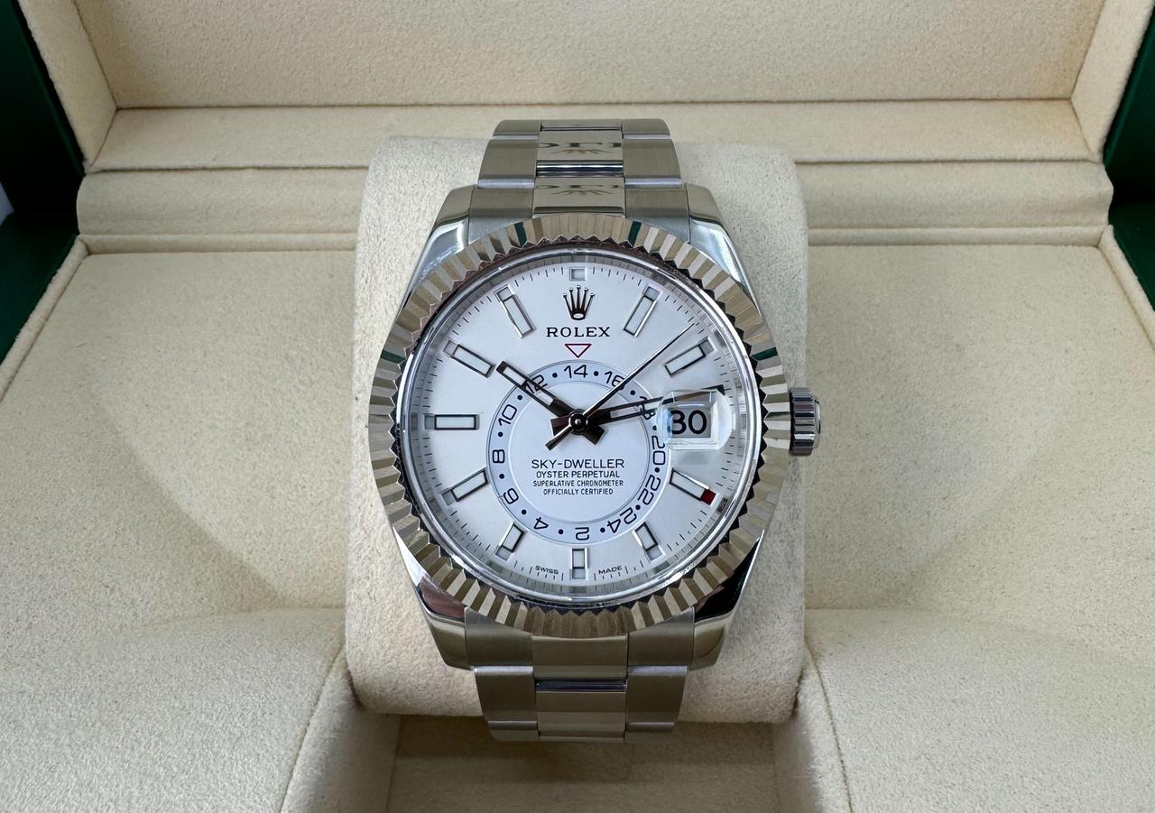 Rolex Sky-Dweller 326934 – White Index Dial
