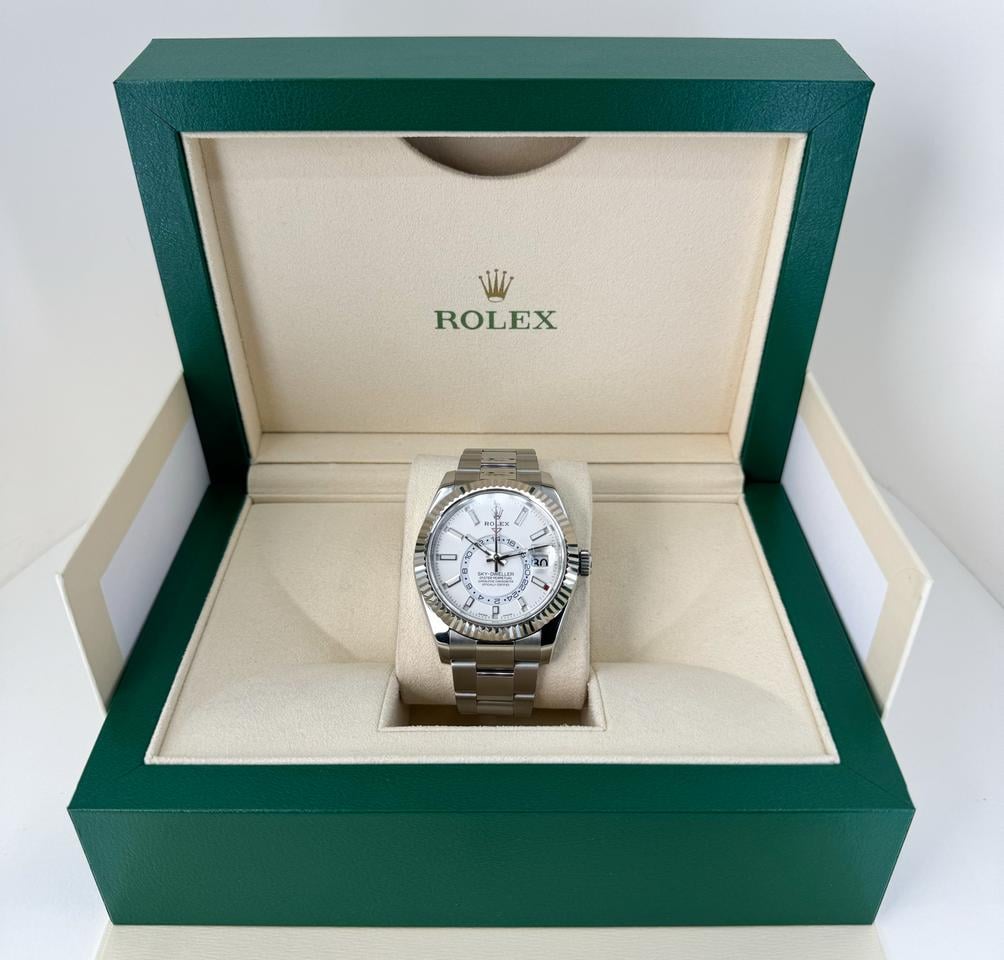 Rolex Sky-Dweller 326934 – White Index Dial