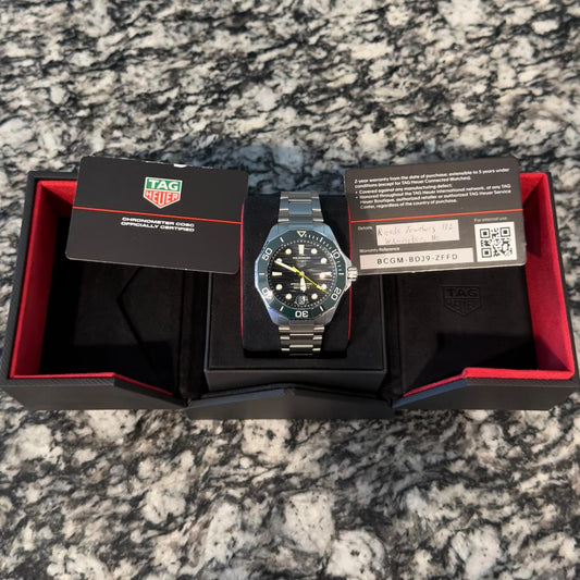 TAG Heuer Aquaracer Professional 300 Date WBP5116.BA0013 – Green Dial