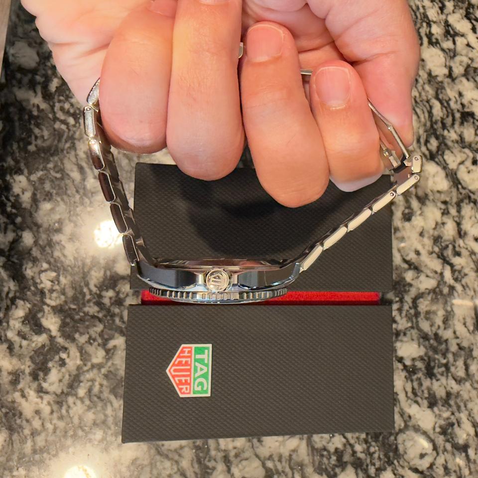 TAG Heuer Aquaracer Professional 300 Date WBP5116.BA0013 – Green Dial