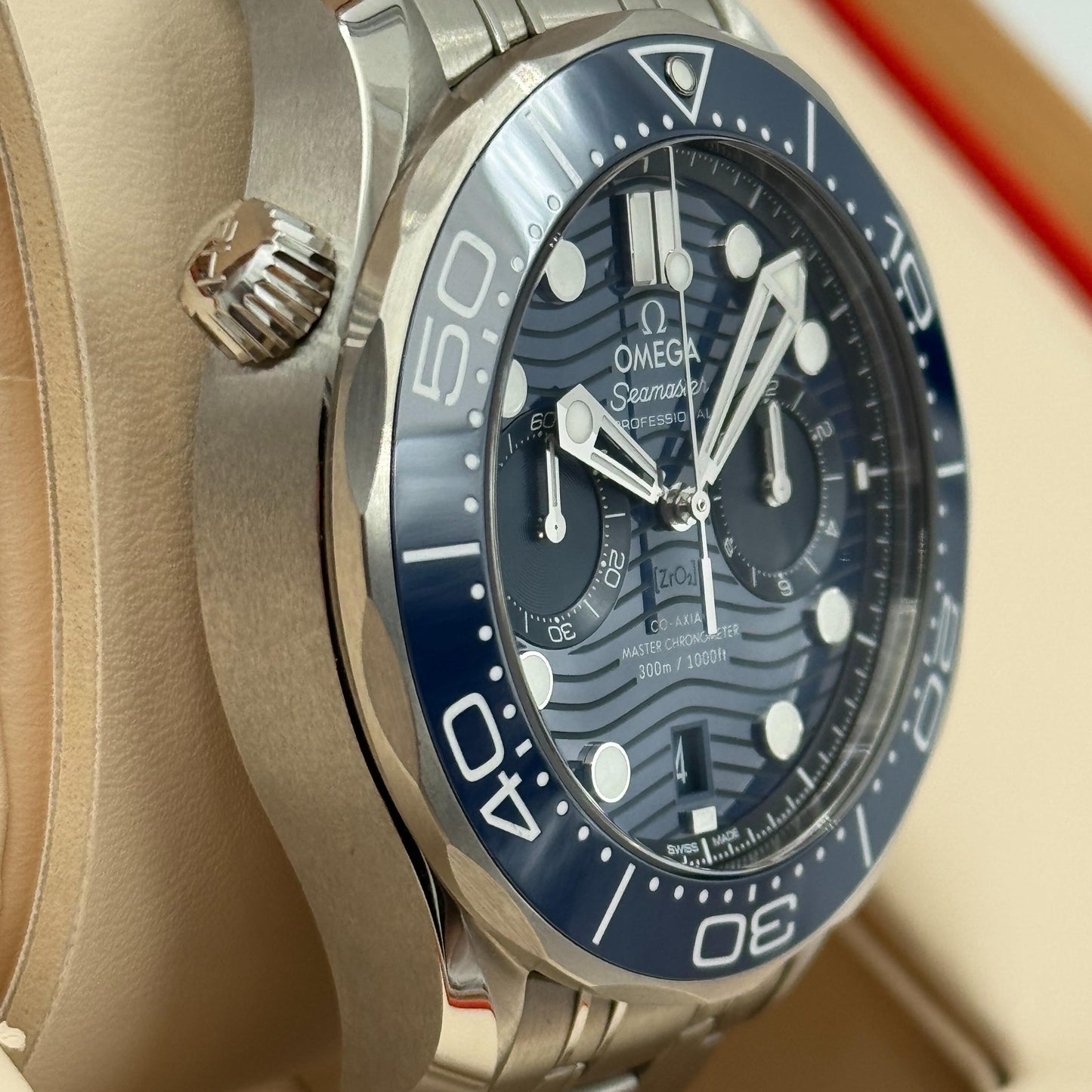 Omega Seamaster Diver 300M Master Co-Axial 44 Chronograph 210.30.44.51.03.001 – Blue Dial
