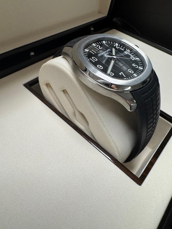 Patek Philippe Aquanaut 5167A – Grey Dial