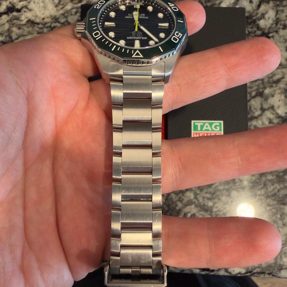TAG Heuer Aquaracer Professional 300 Date WBP5116.BA0013 – Green Dial