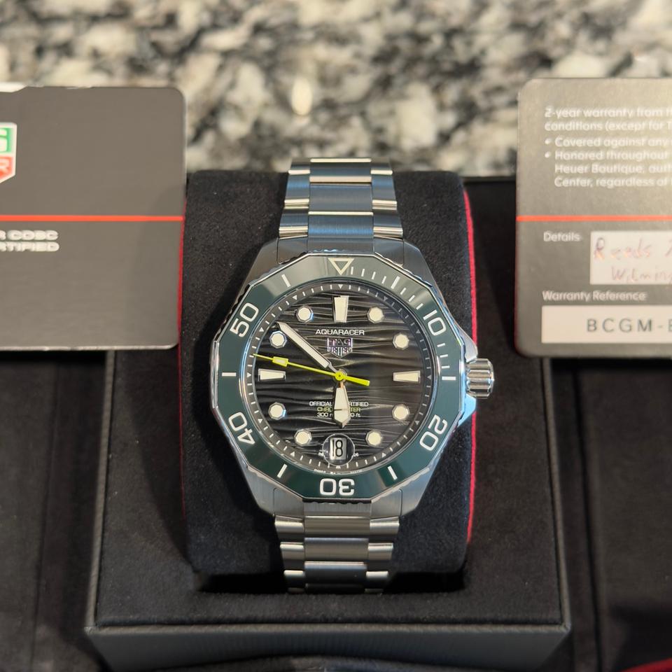 TAG Heuer Aquaracer Professional 300 Date WBP5116.BA0013 – Green Dial