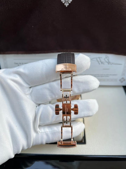 Patek Philippe Aquanaut 5167R-001 – Brown Dial