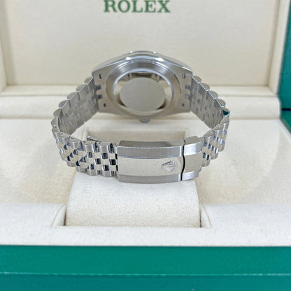 Rolex Datejust 41 126334-0010 – White Dial