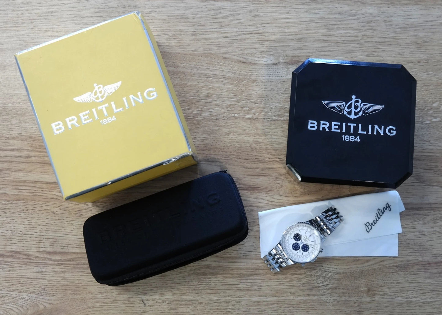 Breitling Navitimer Heritage Chrono A35350 – Black Dial