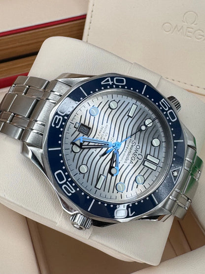 Omega Seamaster Diver 300M 210.30.42.20.06.001 – Grey Dial