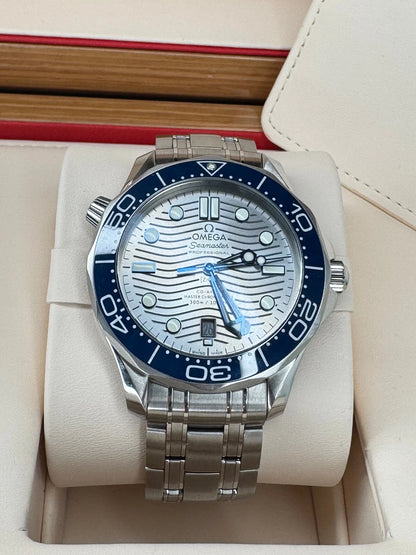 Omega Seamaster Diver 300M 210.30.42.20.06.001 – Grey Dial