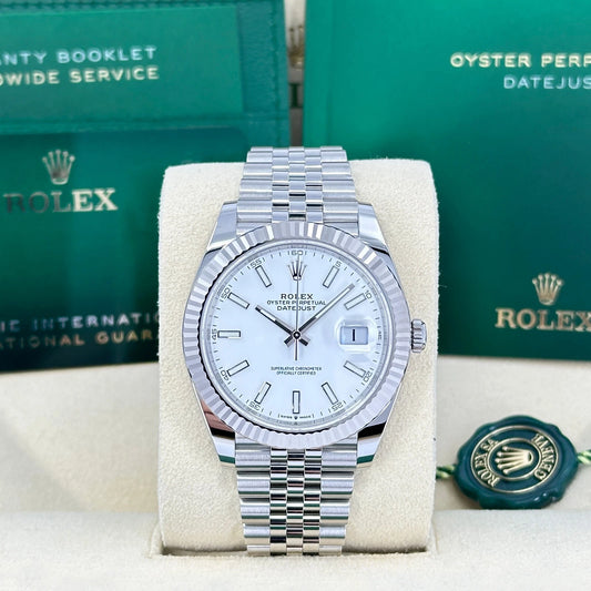 Rolex Datejust 41 126334-0010 – White Dial