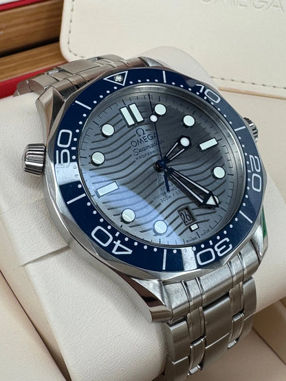 Omega Seamaster Diver 300M 210.30.42.20.06.001 – Grey Dial